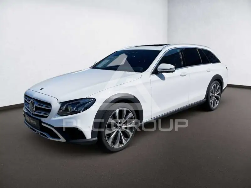2017 Mercedes Benz E 220
