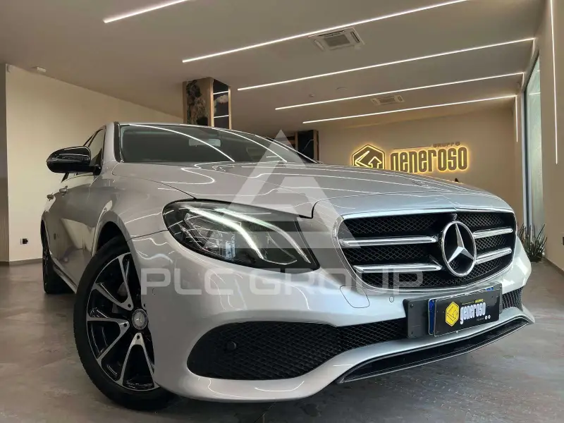 2017 Mercedes Benz E 220