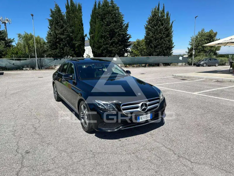 2017 Mercedes Benz E 220