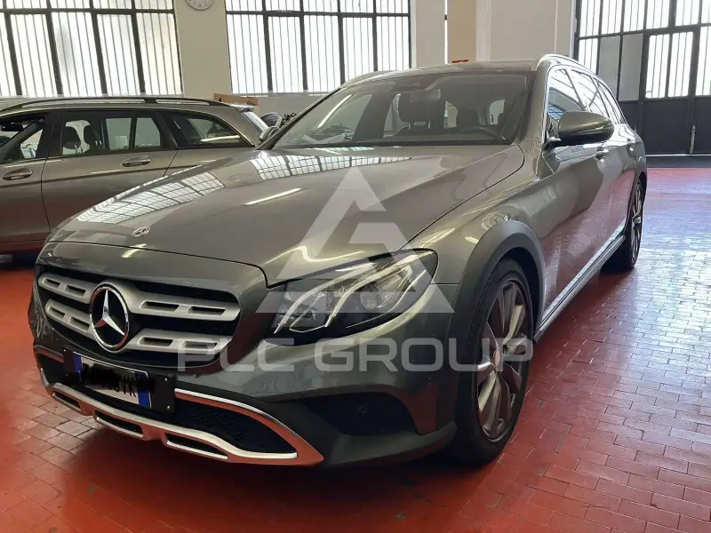 2017 Mercedes Benz E 220