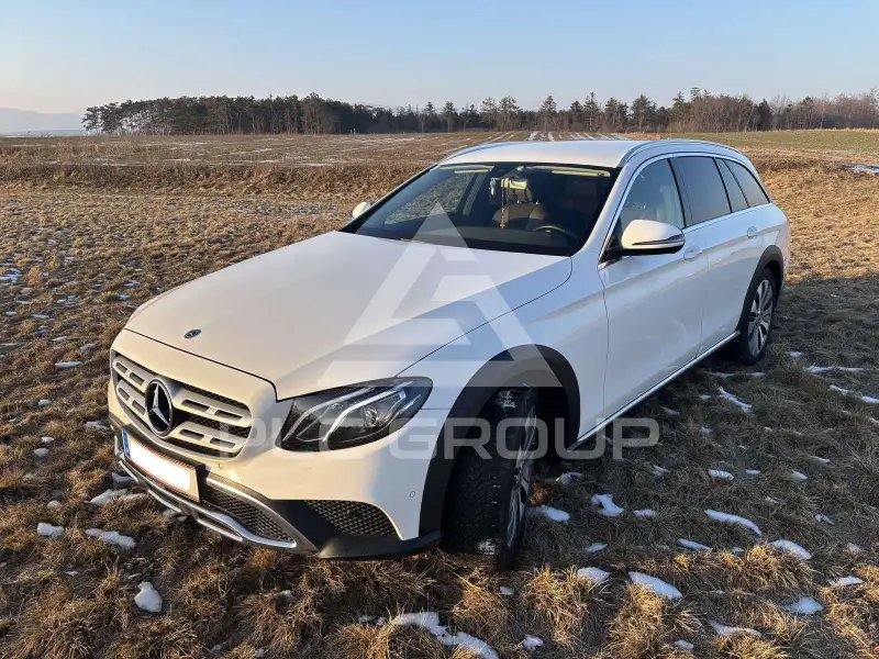 2017 Mercedes Benz E 220