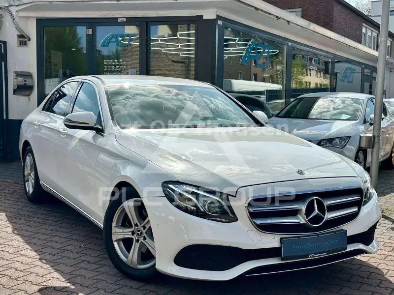 2017 Mercedes Benz E 220