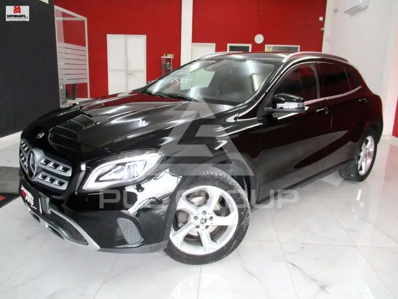 2017 Mercedes Benz GLA 200