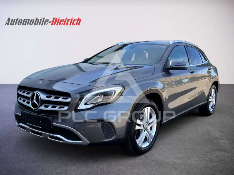 2017 Mercedes Benz GLA 220