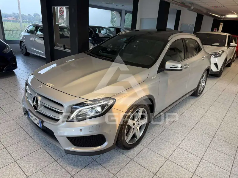 2017 Mercedes Benz GLA 220