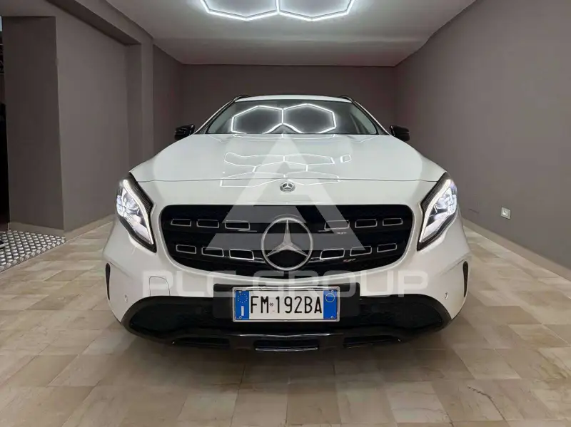 2017 Mercedes Benz GLA 220