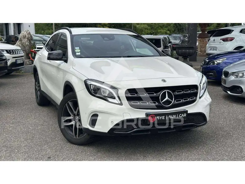 2017 Mercedes Benz GLA 220