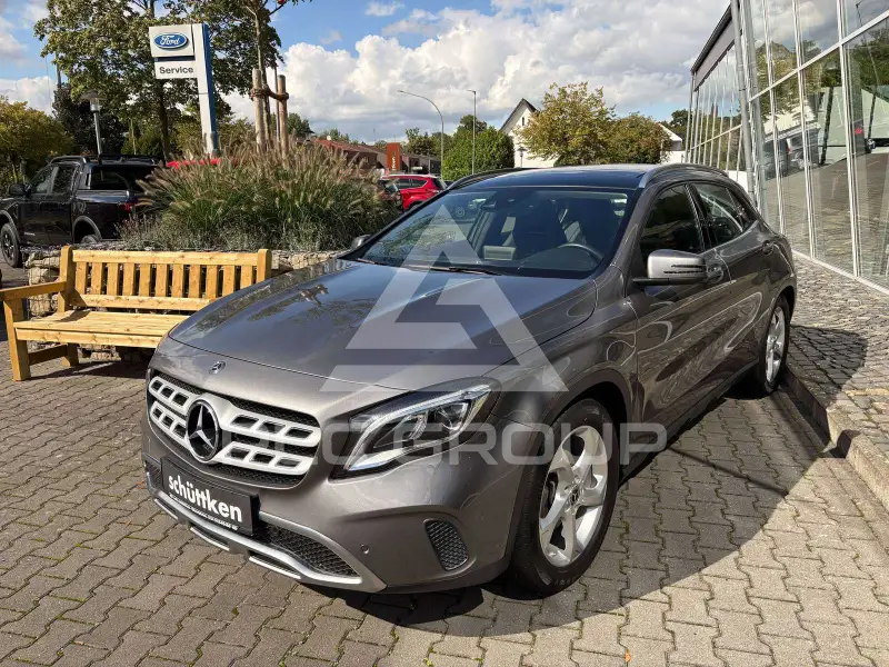 2017 Mercedes Benz GLA 220