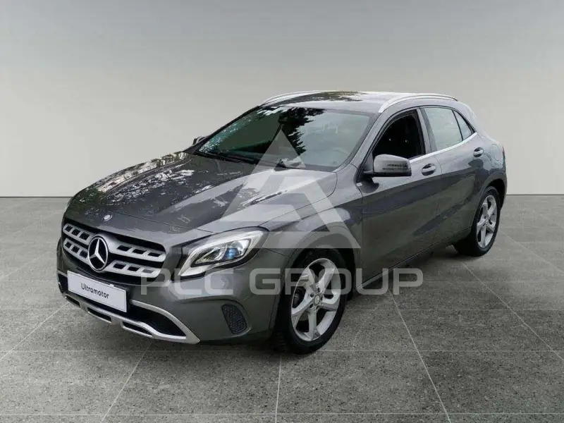 2017 Mercedes Benz GLA 220