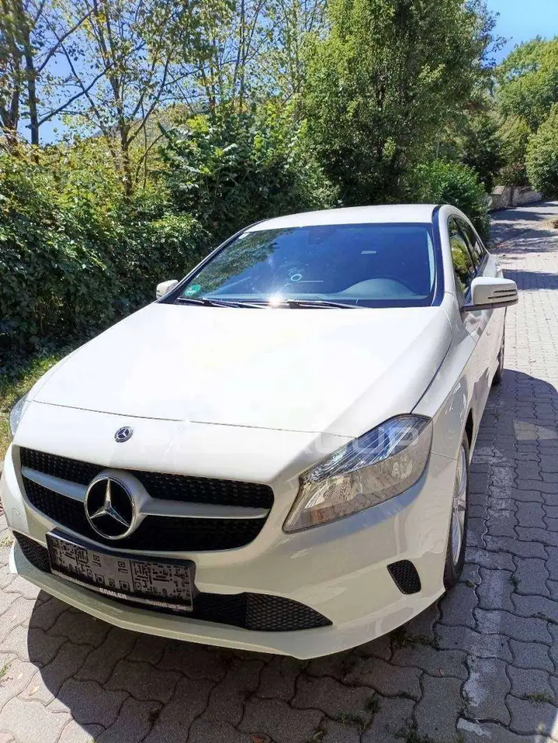 2017 Mercedes Benz A 160