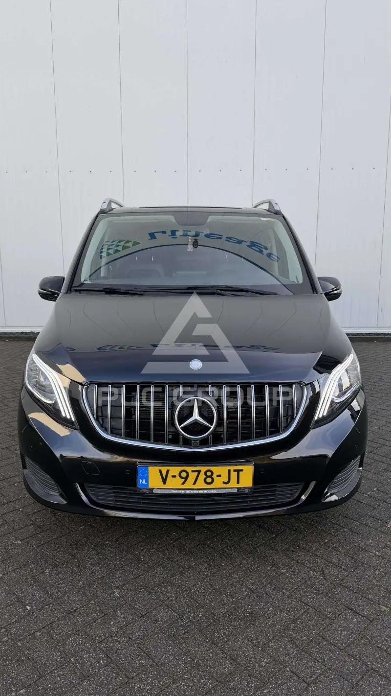2017 Mercedes Benz V 220