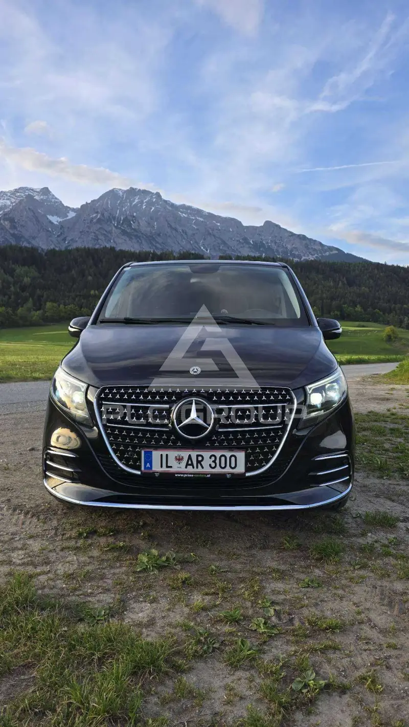 2017 Mercedes Benz V 220