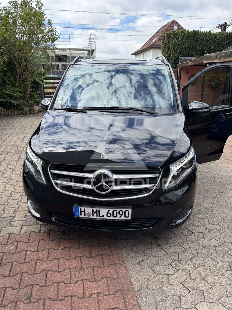2017 Mercedes Benz V 220