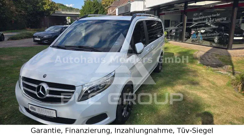 2017 Mercedes Benz V 220