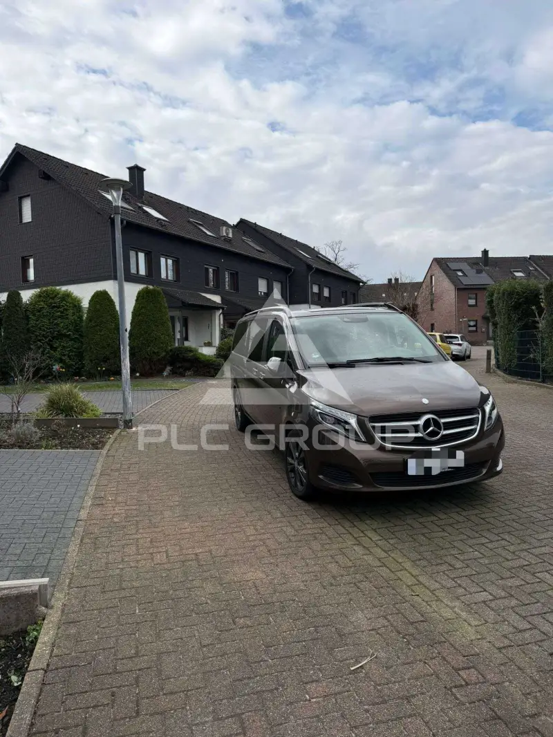 2017 Mercedes Benz V 220