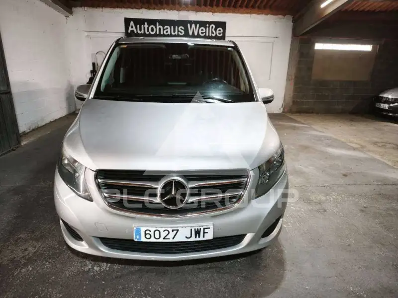 2017 Mercedes Benz V 220