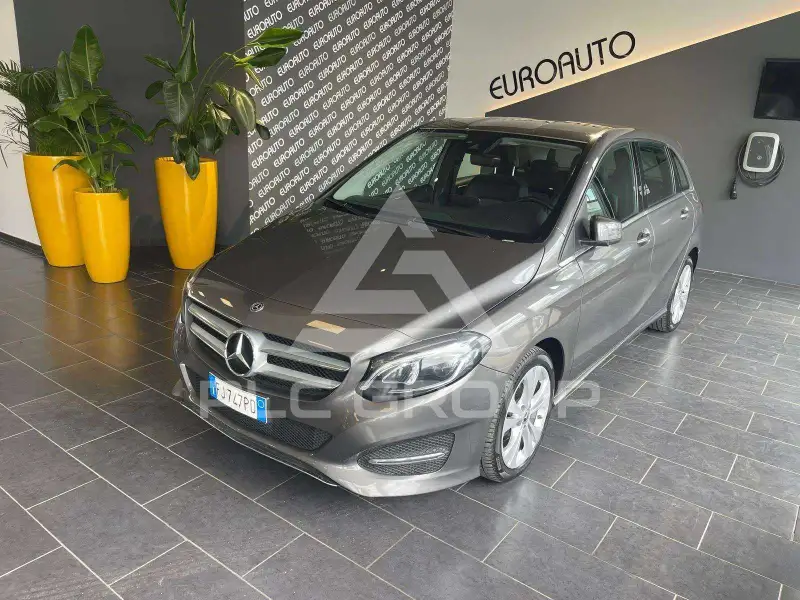 2017 Mercedes Benz B 180