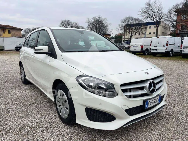 2017 Mercedes Benz B 180