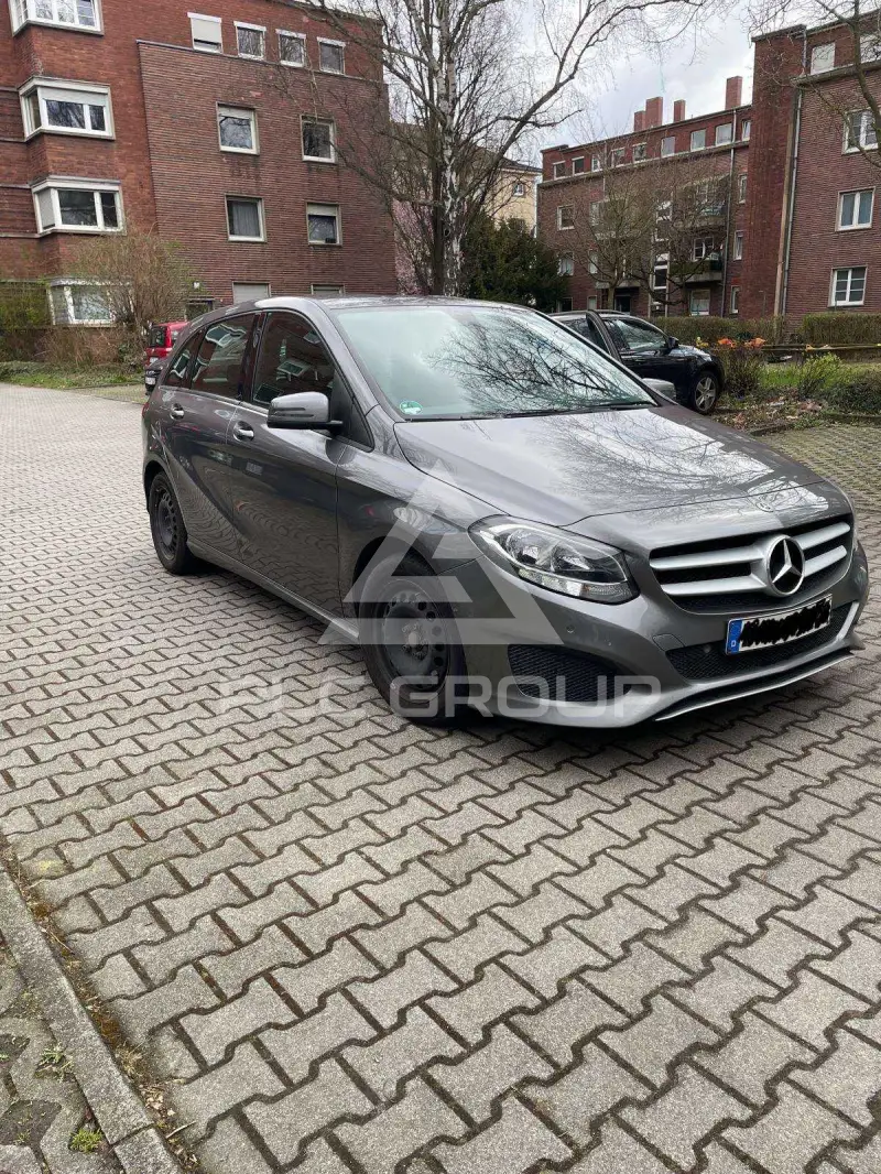2017 Mercedes Benz B 180