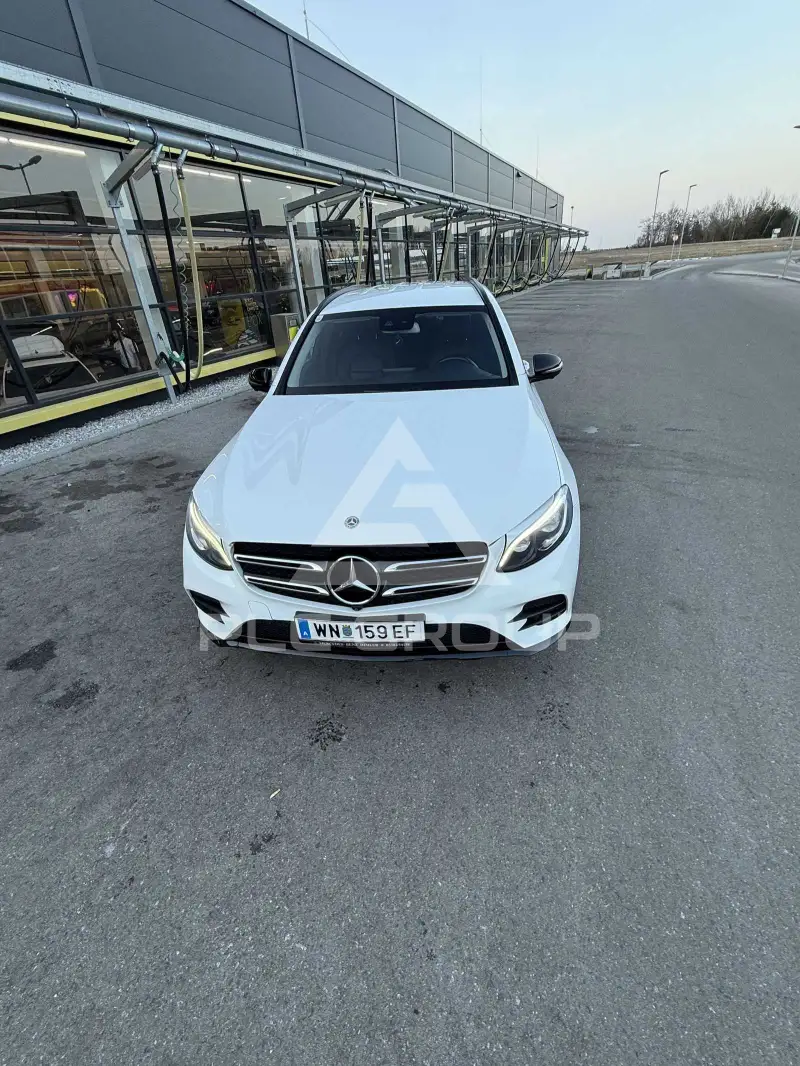 2017 Mercedes Benz GLC 220