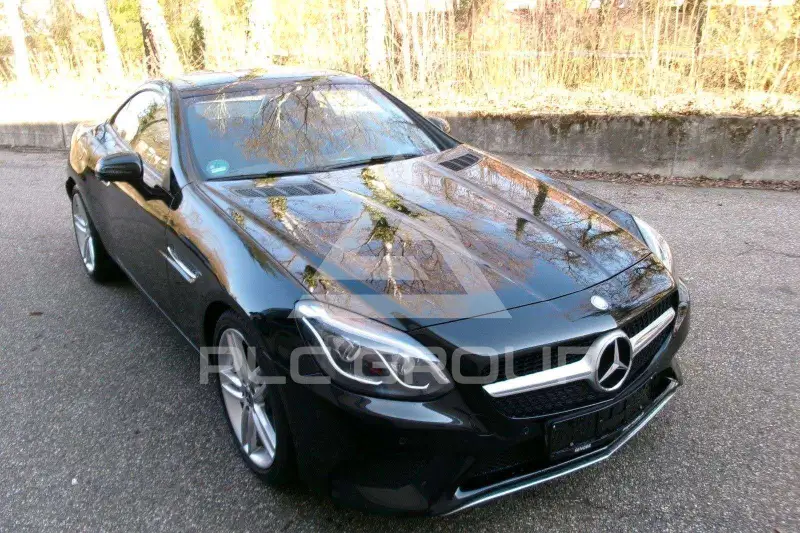 2017 Mercedes Benz SLC 180