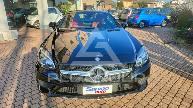 2017 Mercedes Benz SLC 180