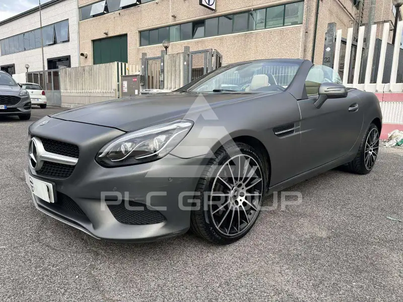 2017 Mercedes Benz SLC 300
