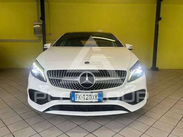 2017 Mercedes Benz A 220