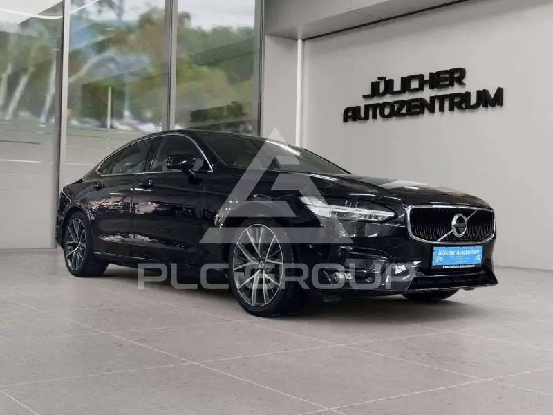 2017 Volvo S90