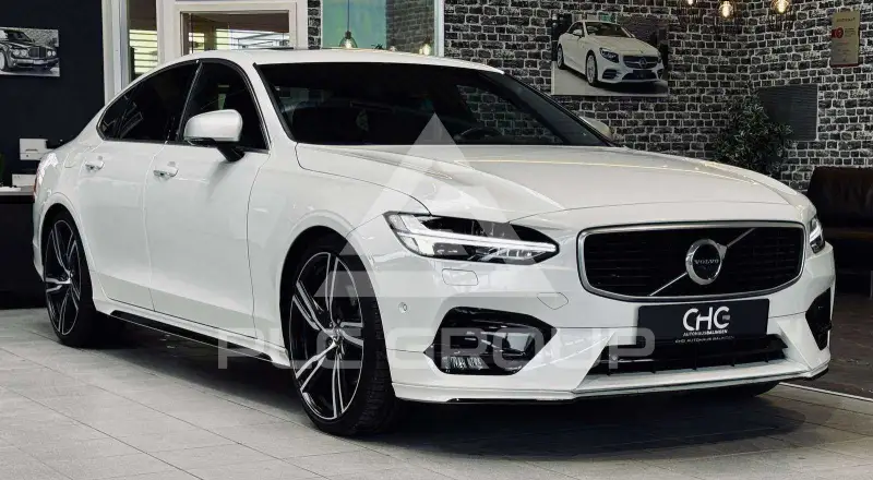 2017 Volvo S90