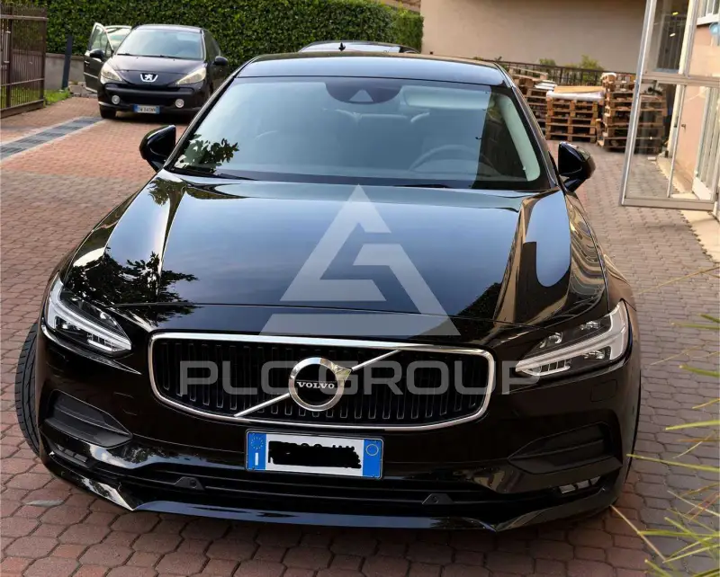 2017 Volvo S90