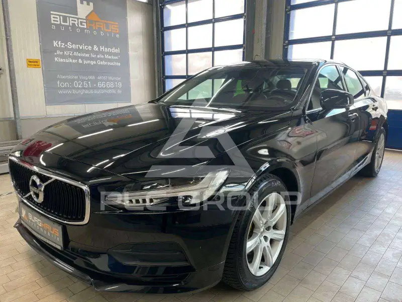 2017 Volvo S90