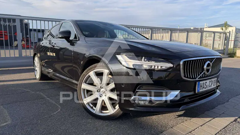2017 Volvo S90