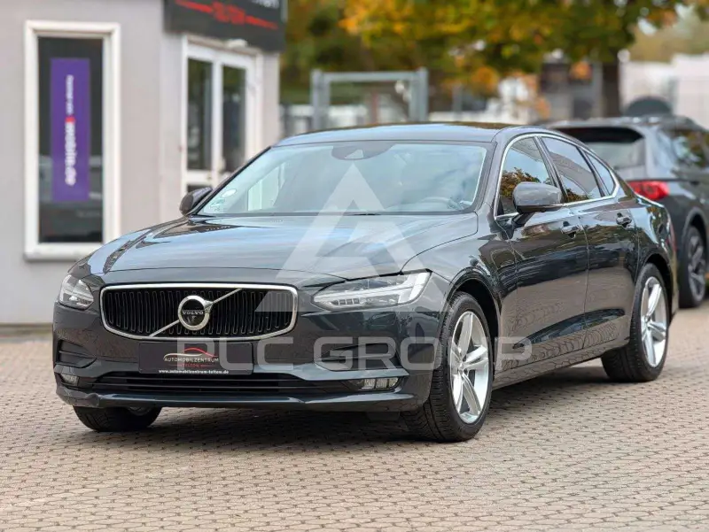 2017 Volvo S90