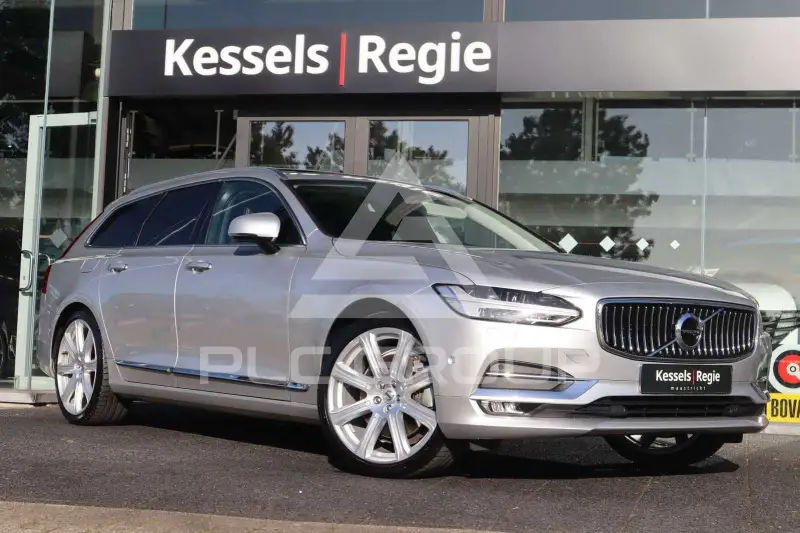 2017 Volvo V90