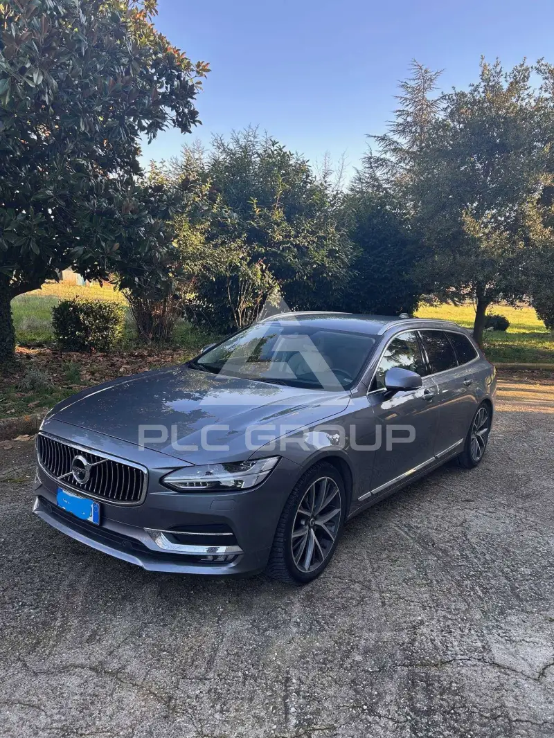 2017 Volvo V90