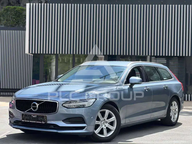 2017 Volvo V90