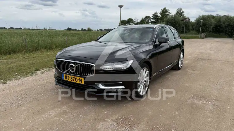 2017 Volvo V90