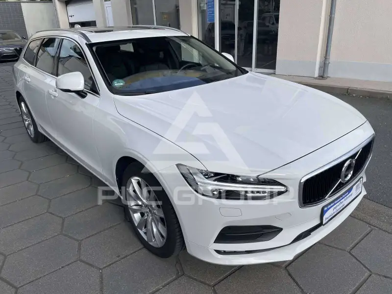 2017 Volvo V90