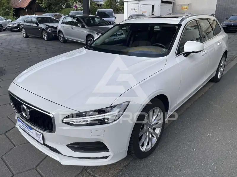 2017 Volvo V90