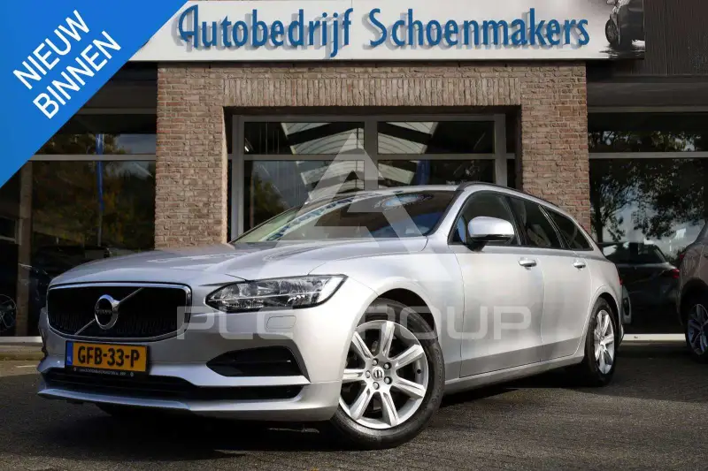 2017 Volvo V90