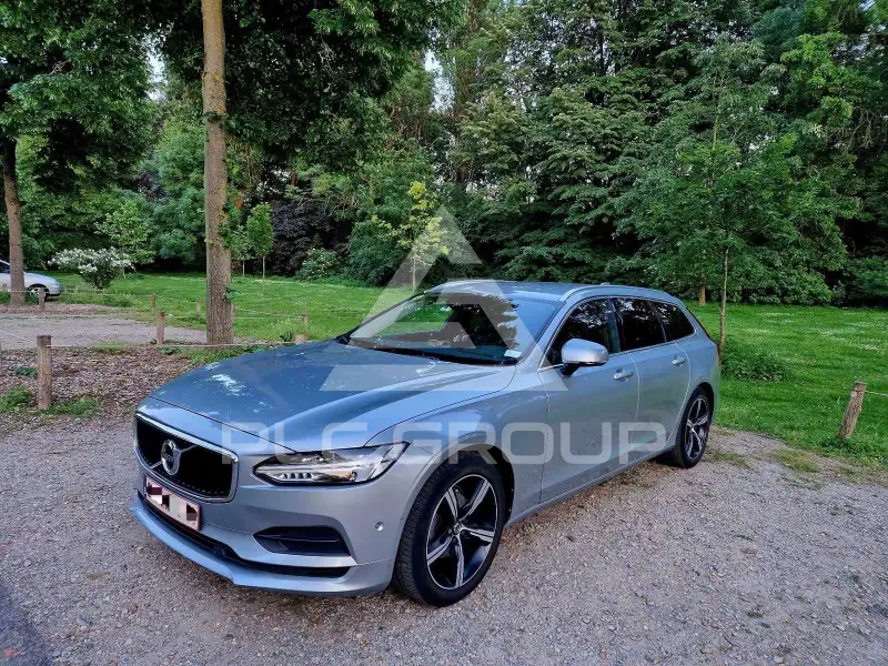 2017 Volvo V90