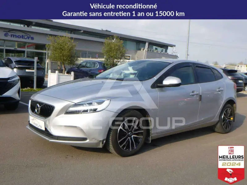 2017 Volvo V40