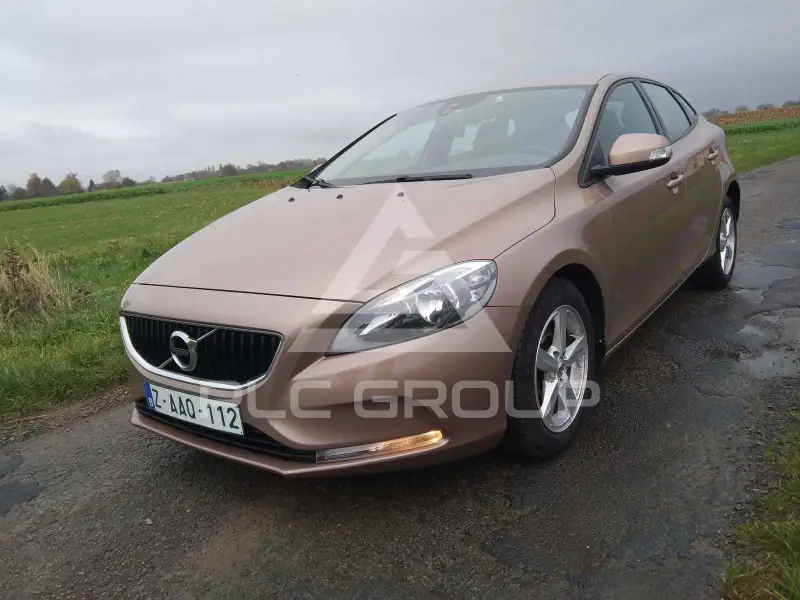 2017 Volvo V40