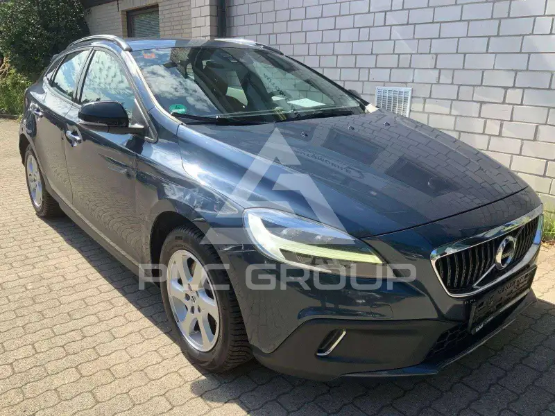 2017 Volvo V40