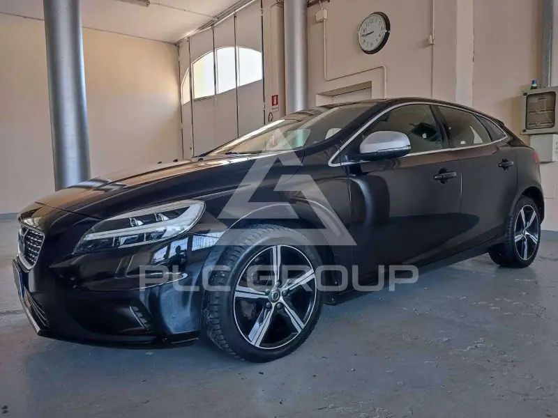 2017 Volvo V40