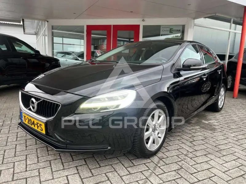2017 Volvo V40