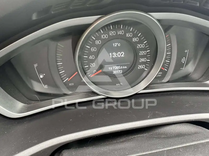 2017 Volvo V40