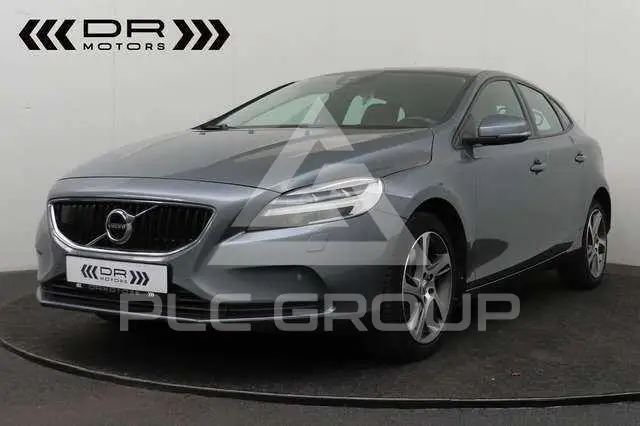 2017 Volvo V40