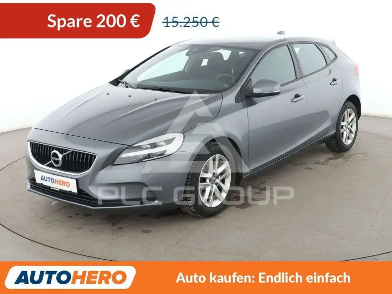 2017 Volvo V40